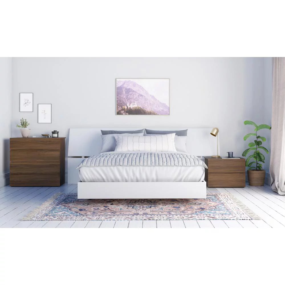 4 Piece Queen Size Bedroom Set Walnut and White K6599