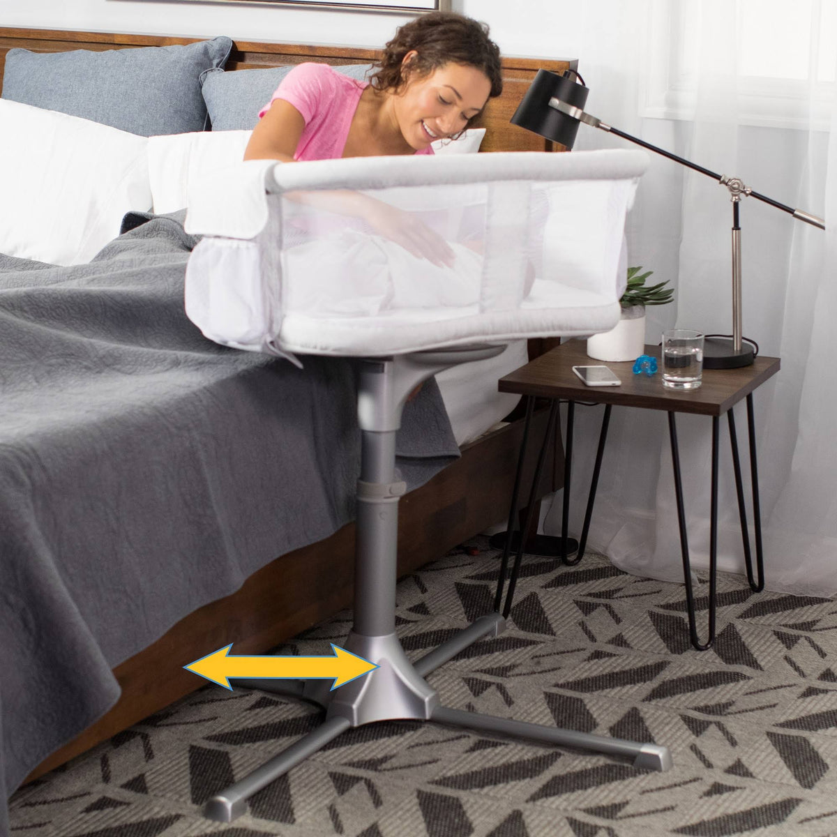 Silver River Stone Bassinest Swivel Sleeper Premier S6147
