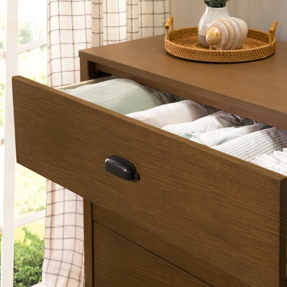 3-Drawer Dresser G6729