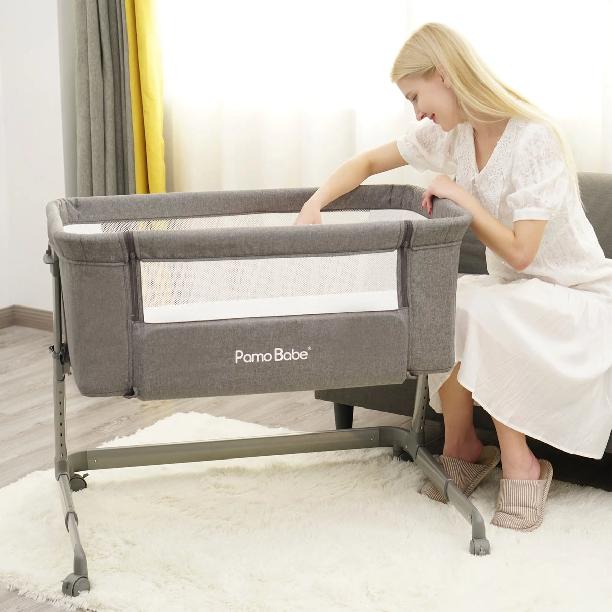 Grey Bassinet with Wheels and Folding Frame H93844