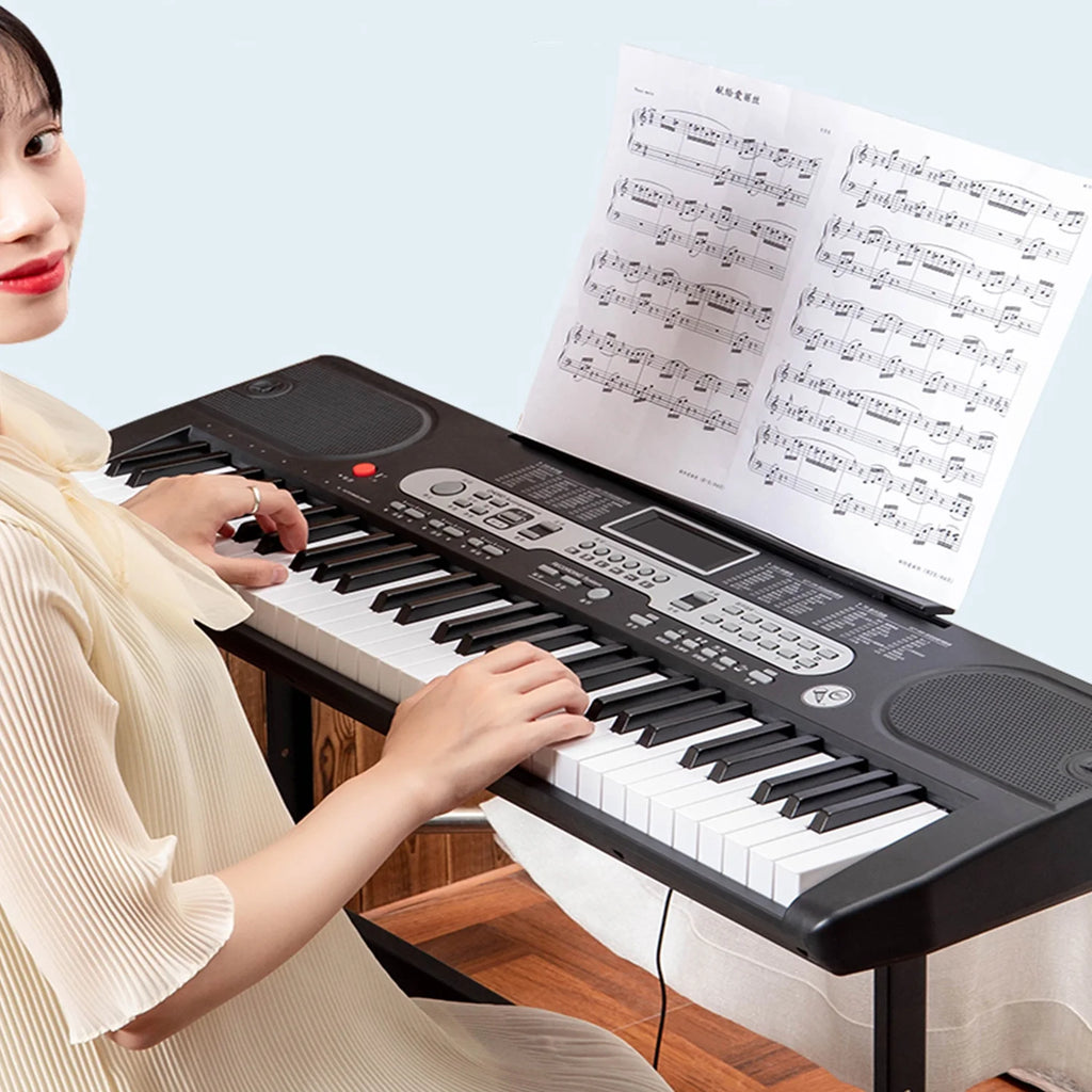 61 Key Portable Electric Keyboard with Microphone P50609