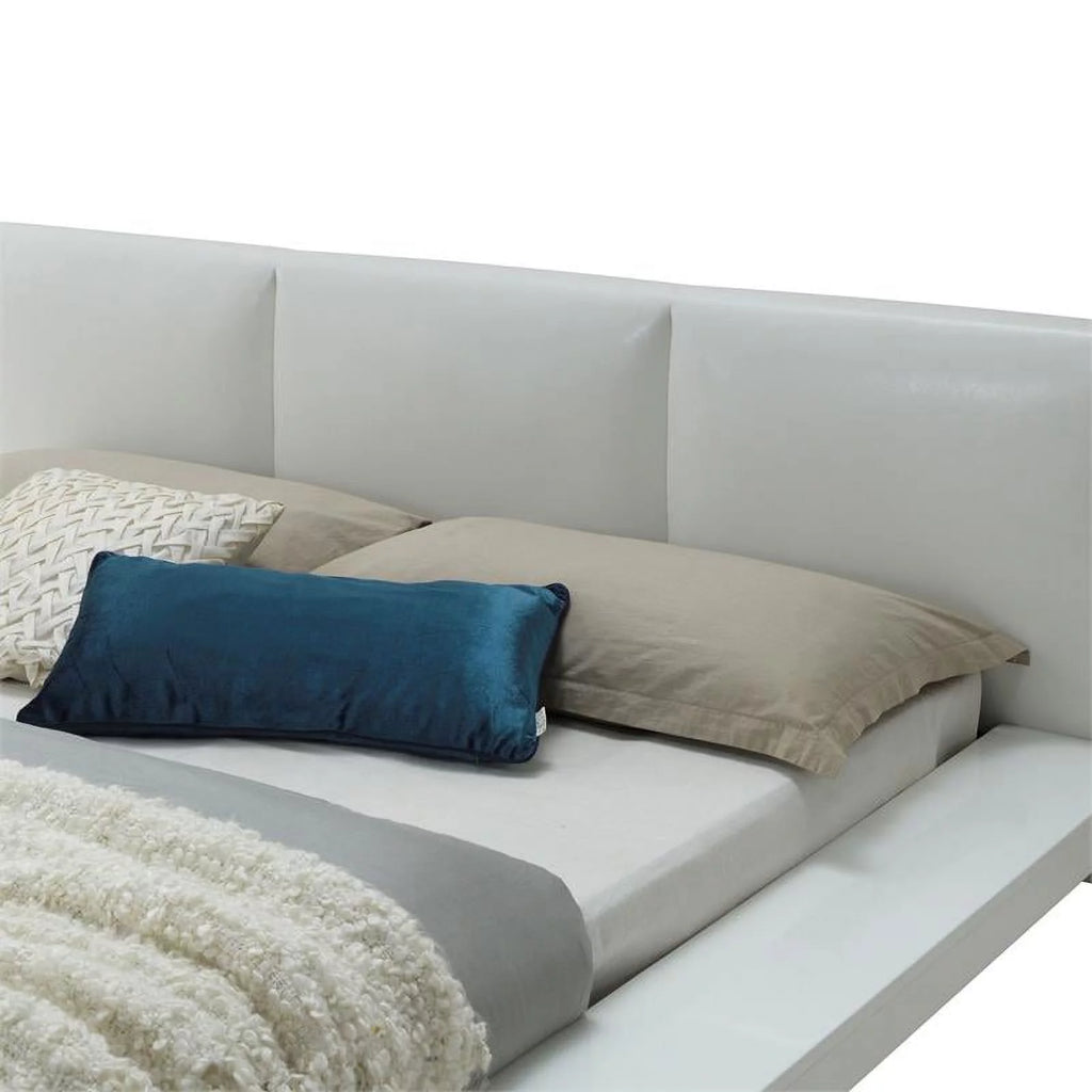 Solid Wood King Panel Bed in White D338768