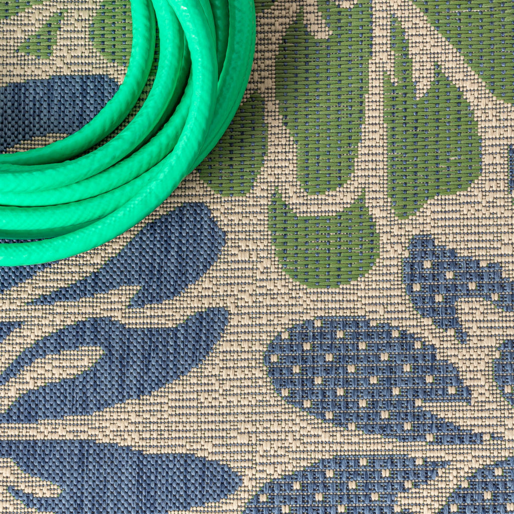Navy Green 6' Round Indoor/Outdoor Area Rug M13252